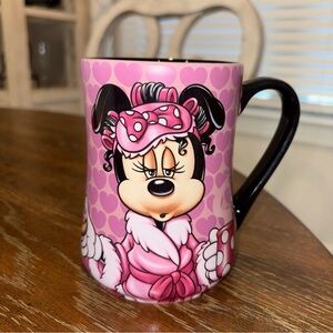 Disney Minnie Mouse “Mornings aren’t PRETTY” Heart Pattern Mug - Pink and Black